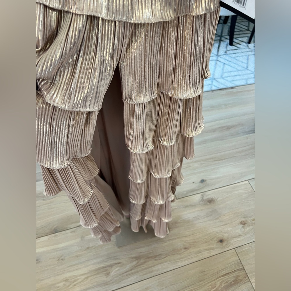 Mac Duggal Ieena One Shoulder Tiered Pleated Gown Black Gold Size 0 NWT - Picture 10 of 14